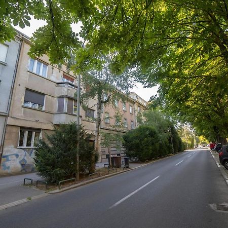 Green Leaf Apartment Загреб Екстериор снимка